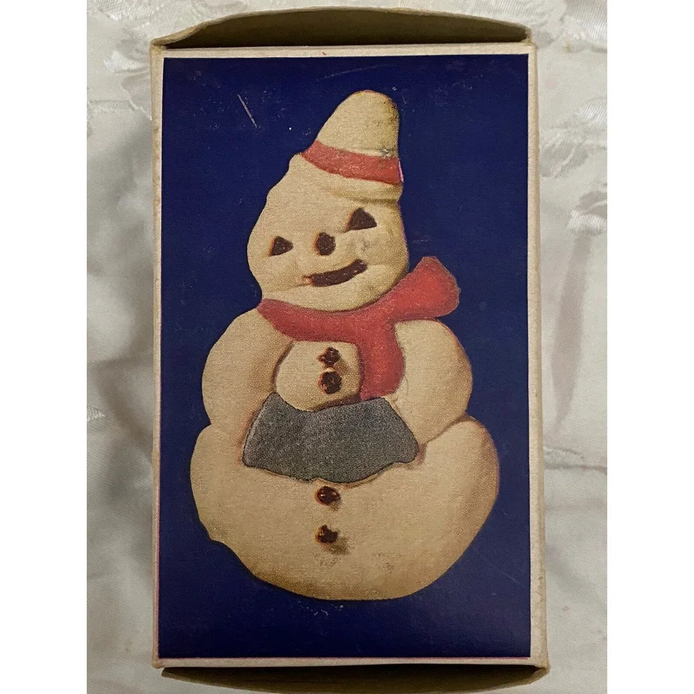 Aunt Chick's Happy‎ Days Easter Bunny Snowman Clown Pumpkin Cookie Cutters Box